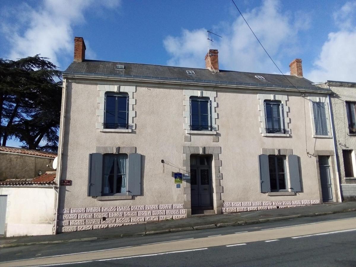 Bed and Breakfast Les Cedres Монтеґю Екстер'єр фото