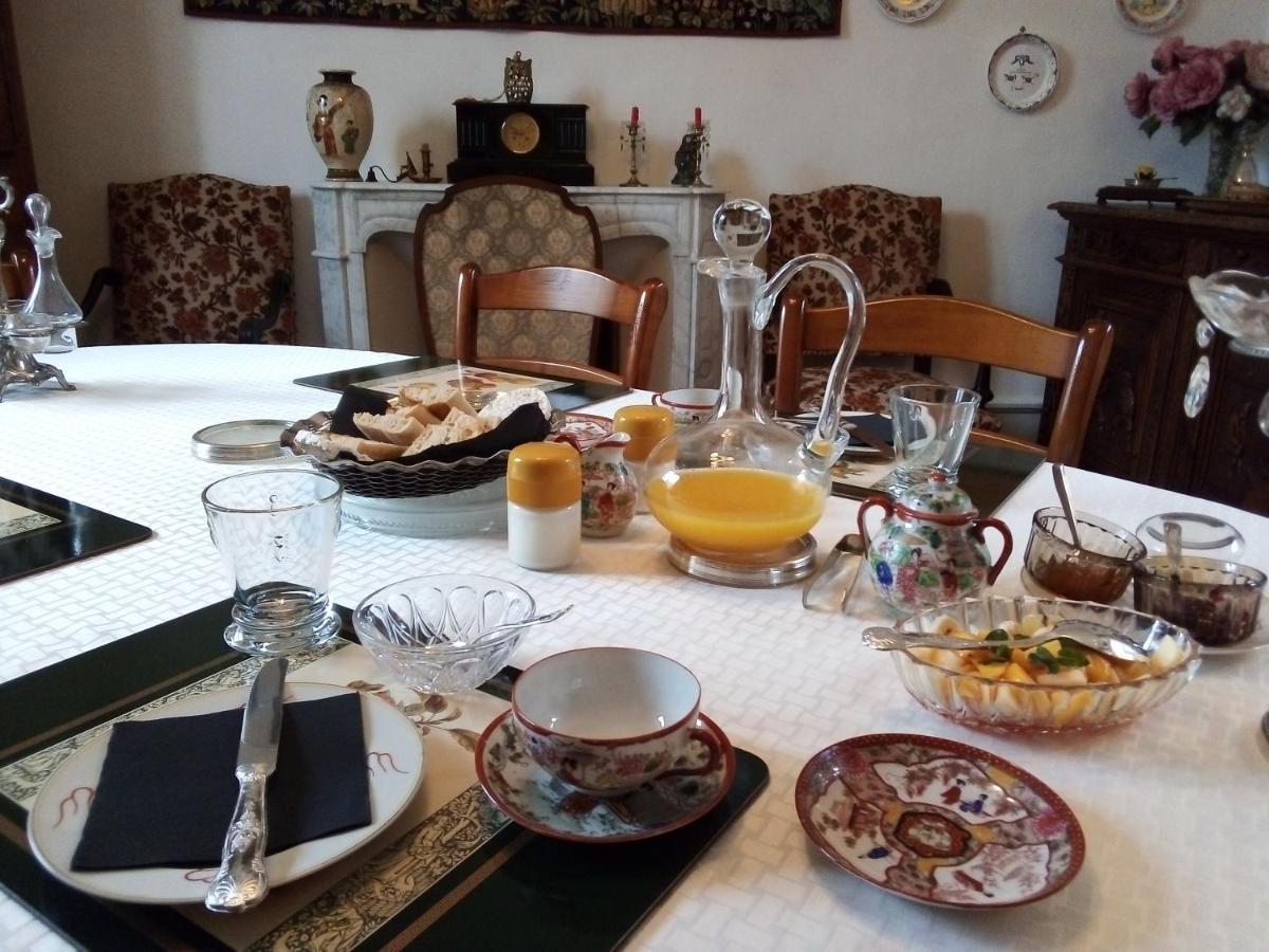 Bed and Breakfast Les Cedres Монтеґю Екстер'єр фото
